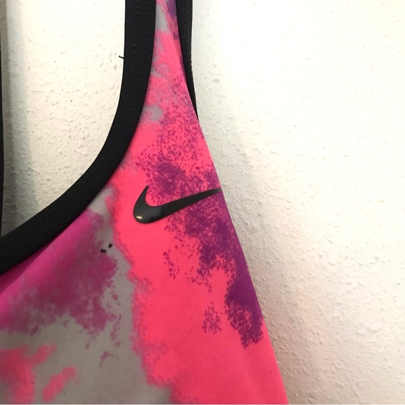 Womens Nike athletic top.large - Picture 3 of 5